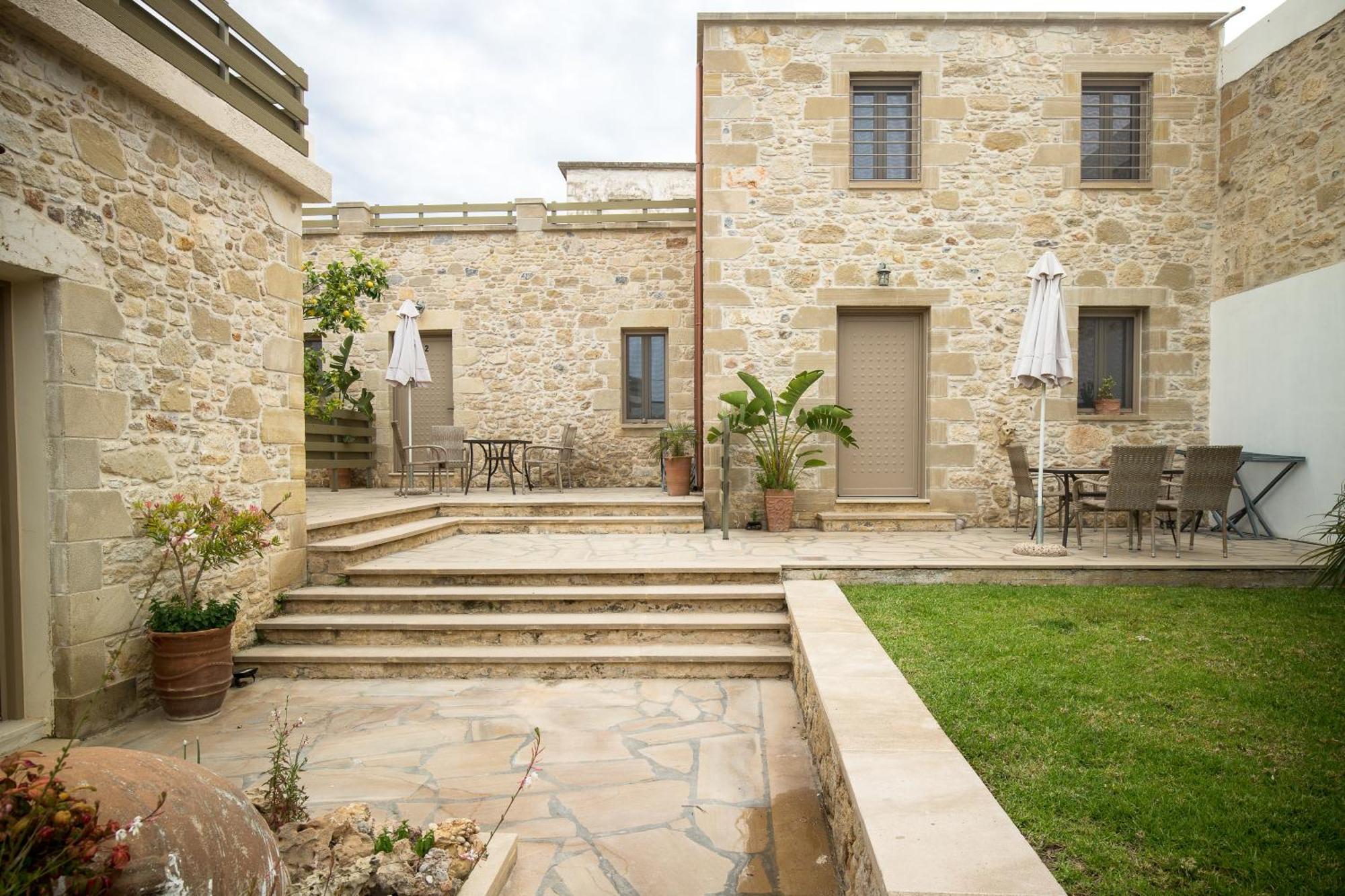 Agarathos Deluxe Homes - Kaliviani -On The Road To Balos Kissamos Exterior photo